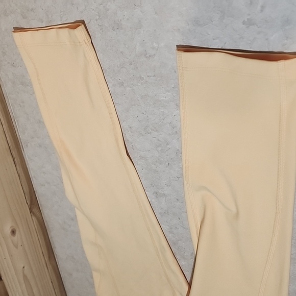 Girlfriend collective capris size XS - Picture 2 of 7